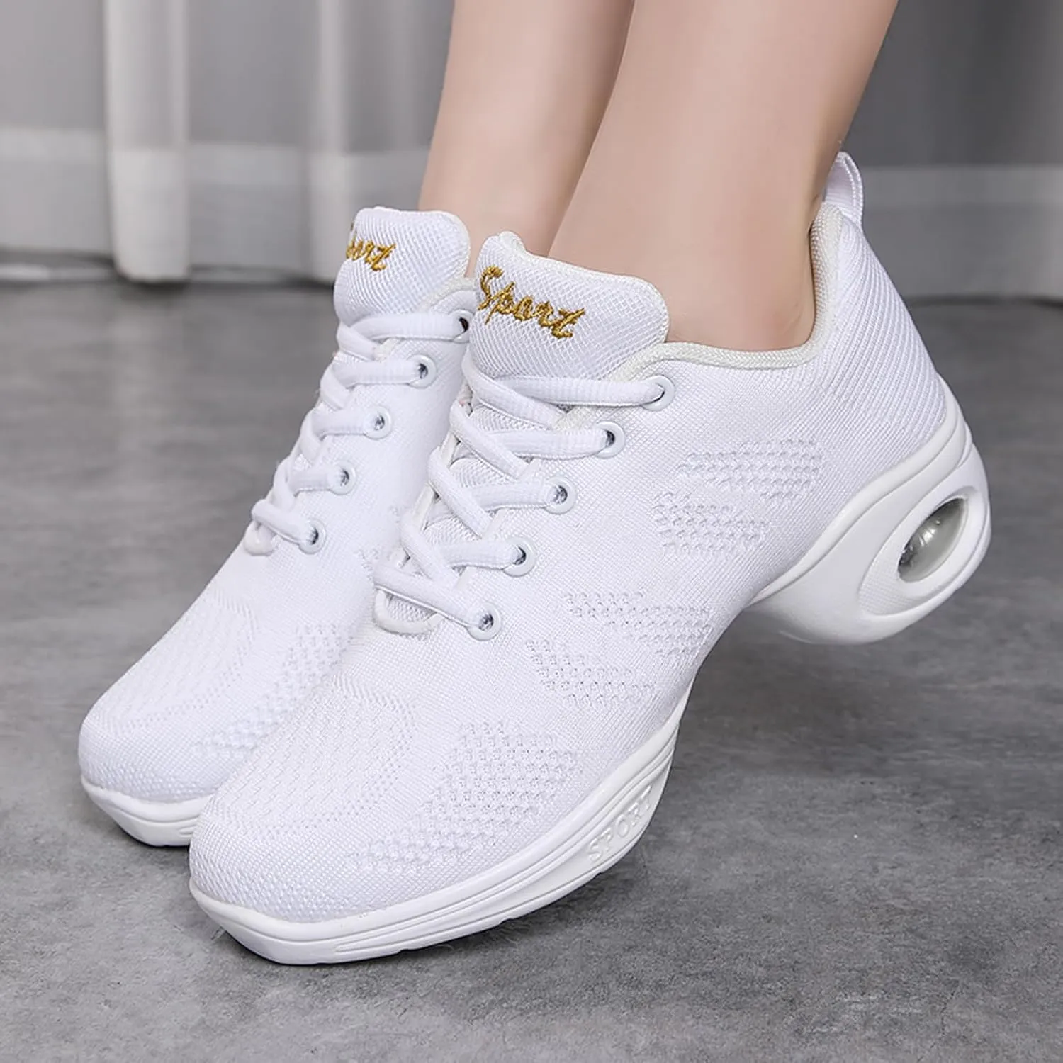 Dance Shoes for Women Jazz Shoes Split Sole Dance Sneakers Lace-up Air Cushion Jazz Sneakers Breathable Modern Dance Shoes Platform Walking Dance Shoe