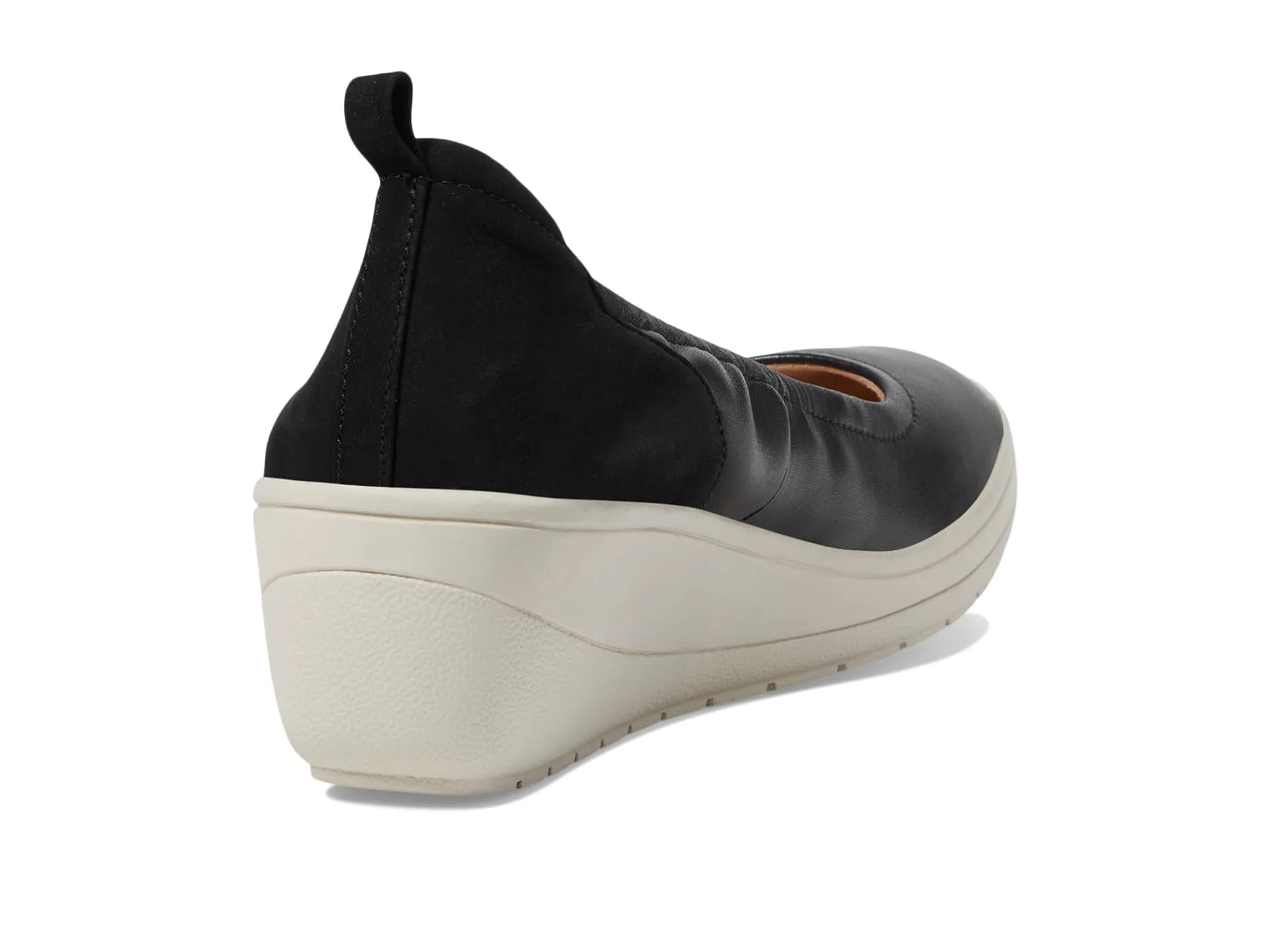 Jacey Wedge Pump - Women