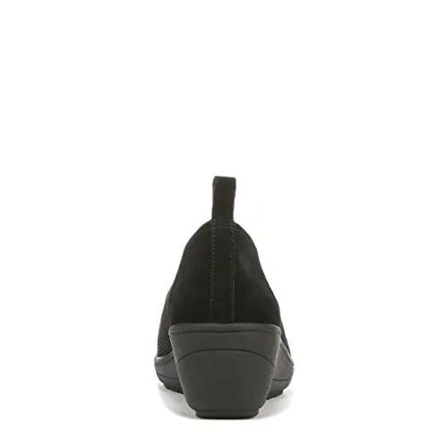 Jacey Wedge Pump - Women