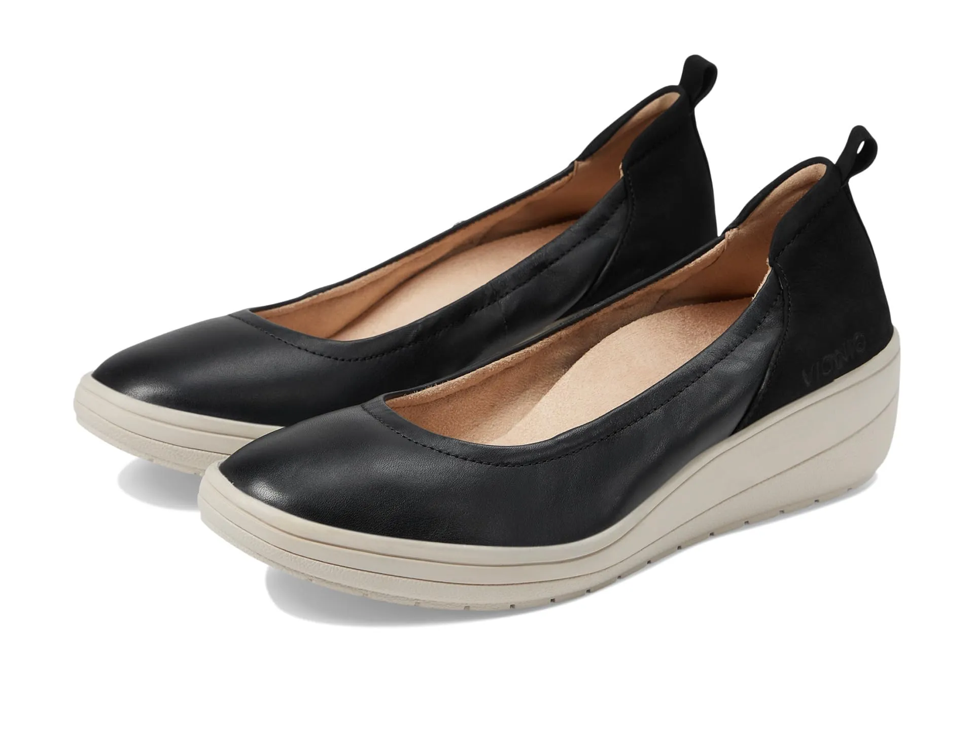 Jacey Wedge Pump - Women