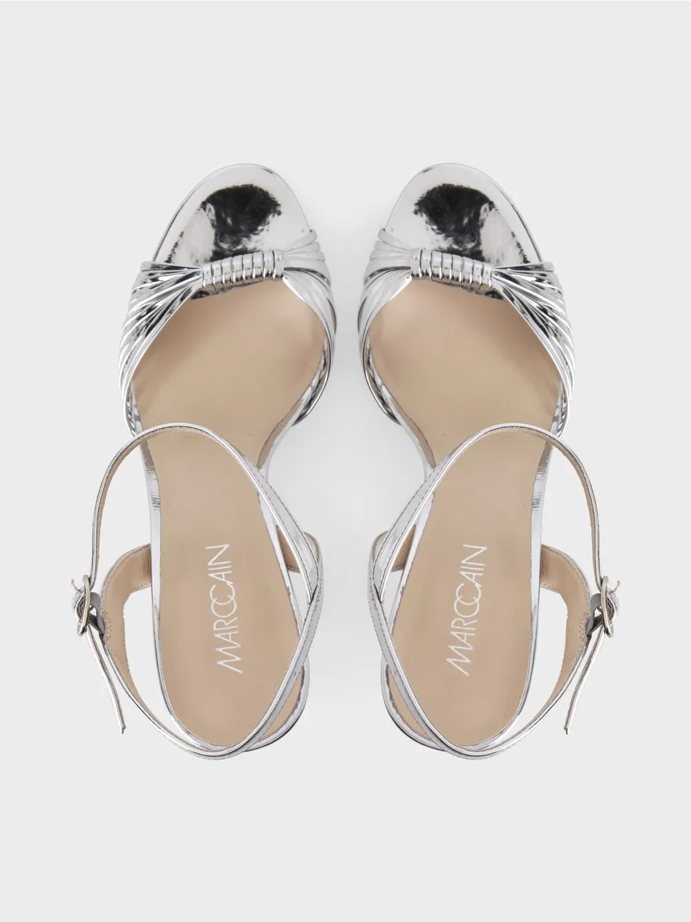 Marc Cain Silver High heels with an elegant shine