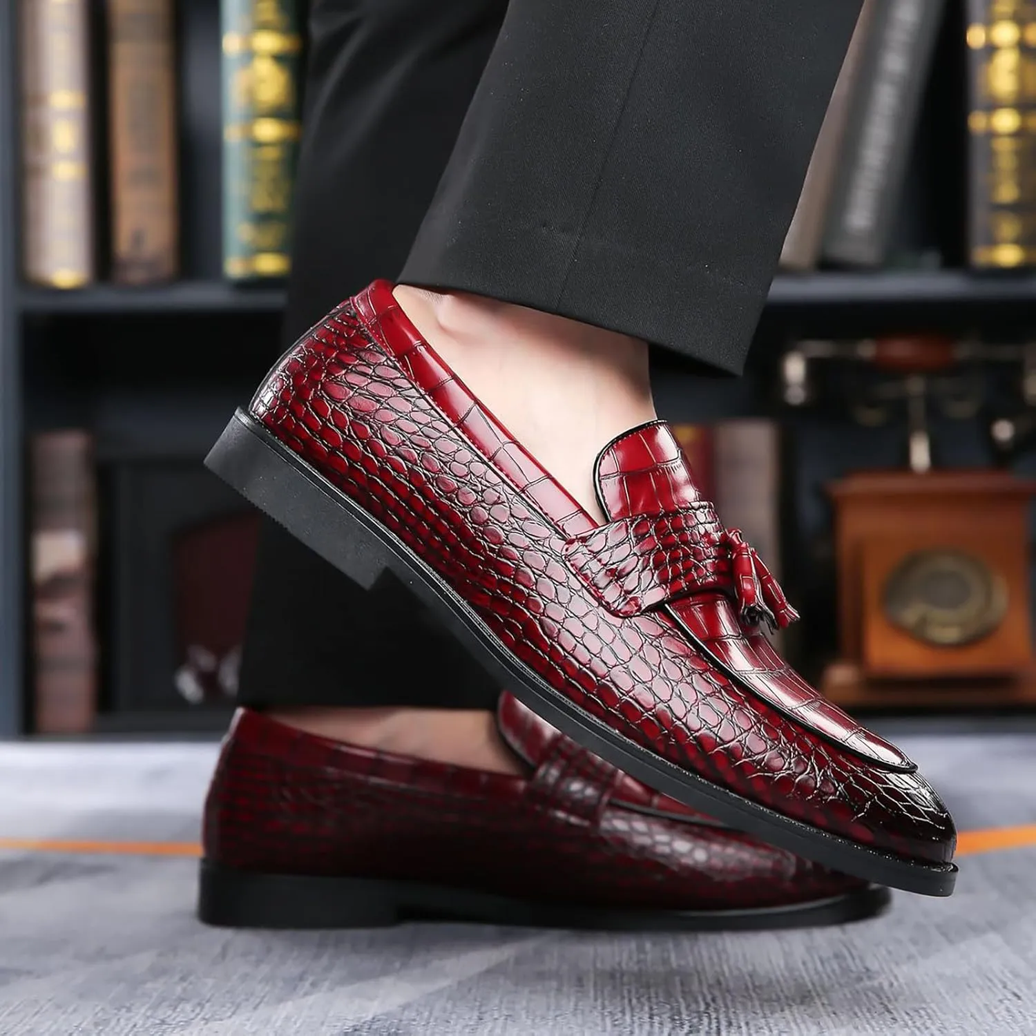Men's Leather Tassel Business Casual Penny Loafers Slip-On Fashion Luxury Round Toe Dress Shoes for Party Dating Prom Wedding Work