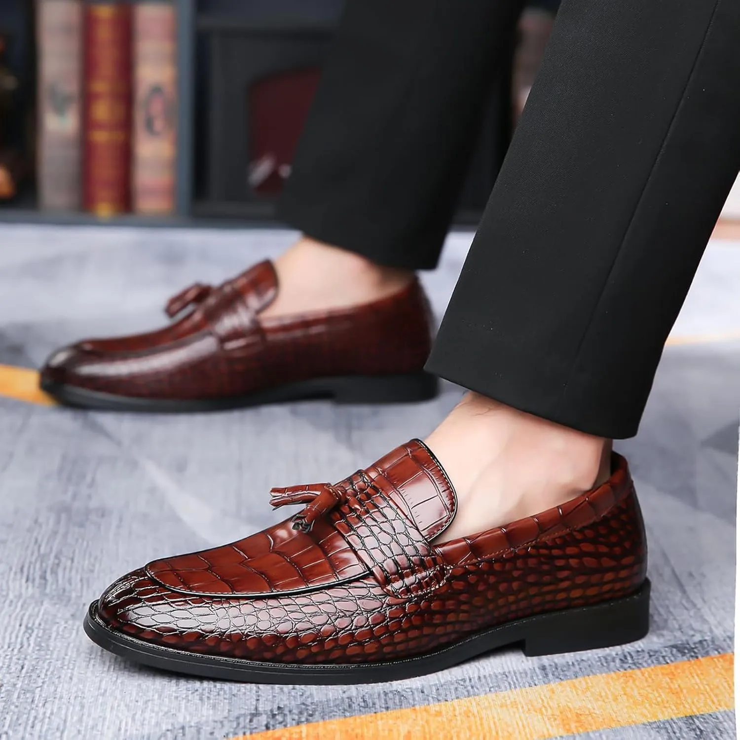 Men's Leather Tassel Business Casual Penny Loafers Slip-On Fashion Luxury Round Toe Dress Shoes for Party Dating Prom Wedding Work