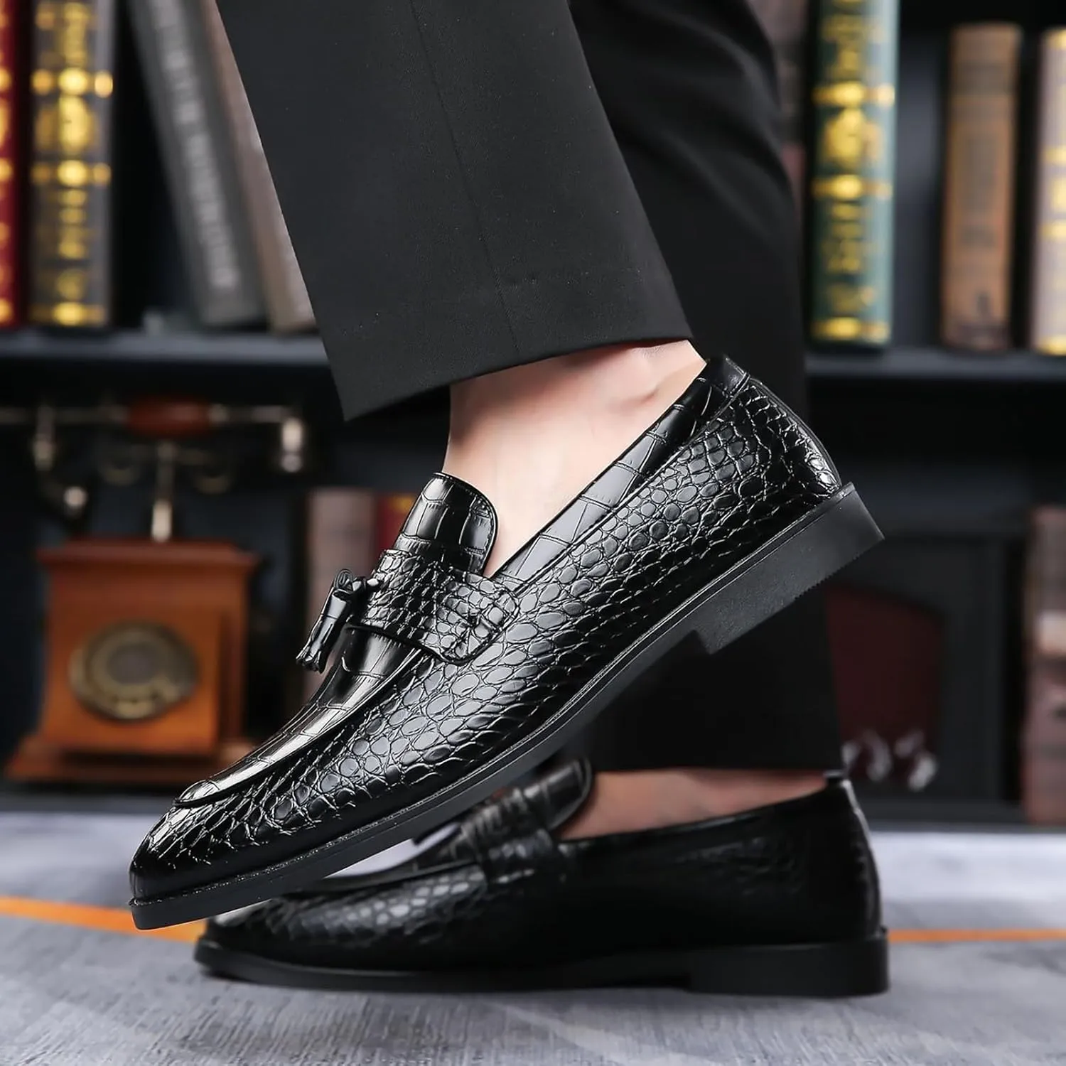 Men's Leather Tassel Business Casual Penny Loafers Slip-On Fashion Luxury Round Toe Dress Shoes for Party Dating Prom Wedding Work