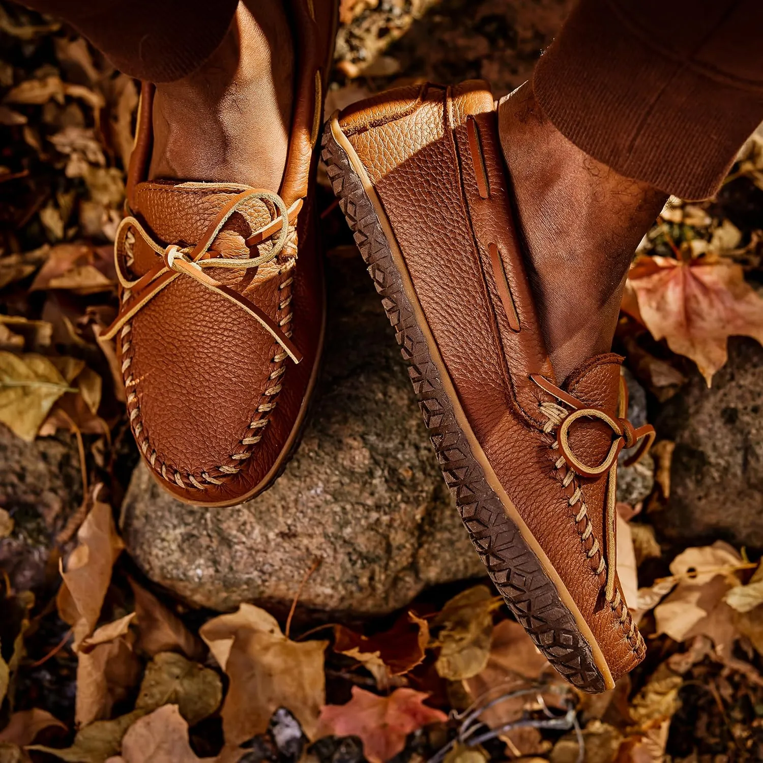 Minnetonka Mens Moosehide Tread Moccasins