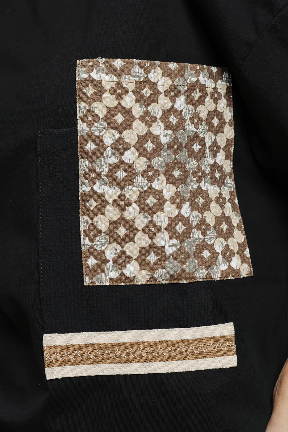 Motif Pocket Print T-Shirt