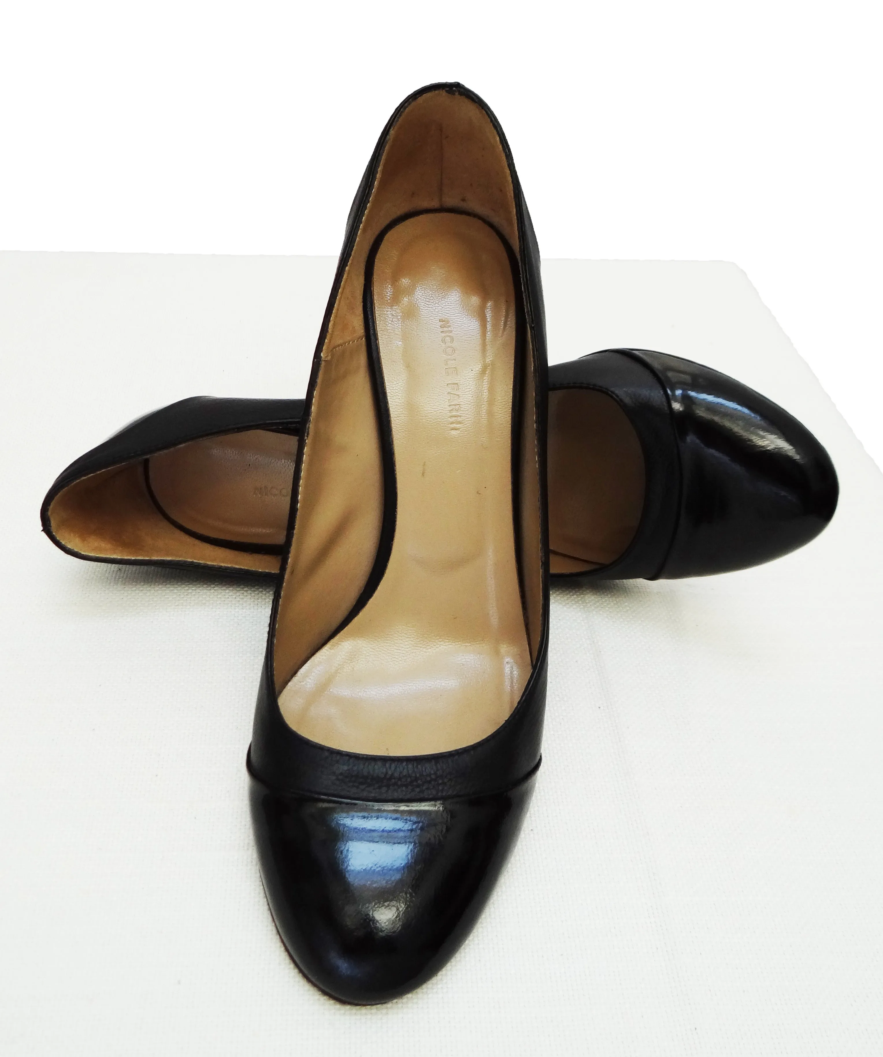 Nicole Farhi Black Leather and Patent Court Shoes, EU38